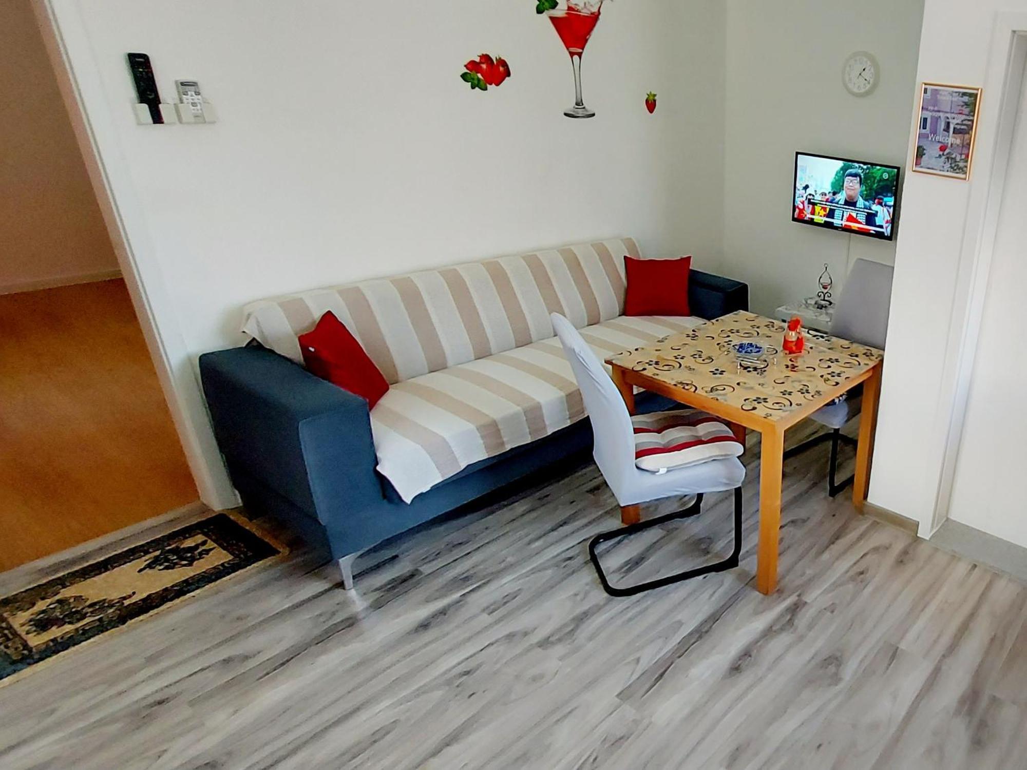 Ema & Sea Apartment's * Pula